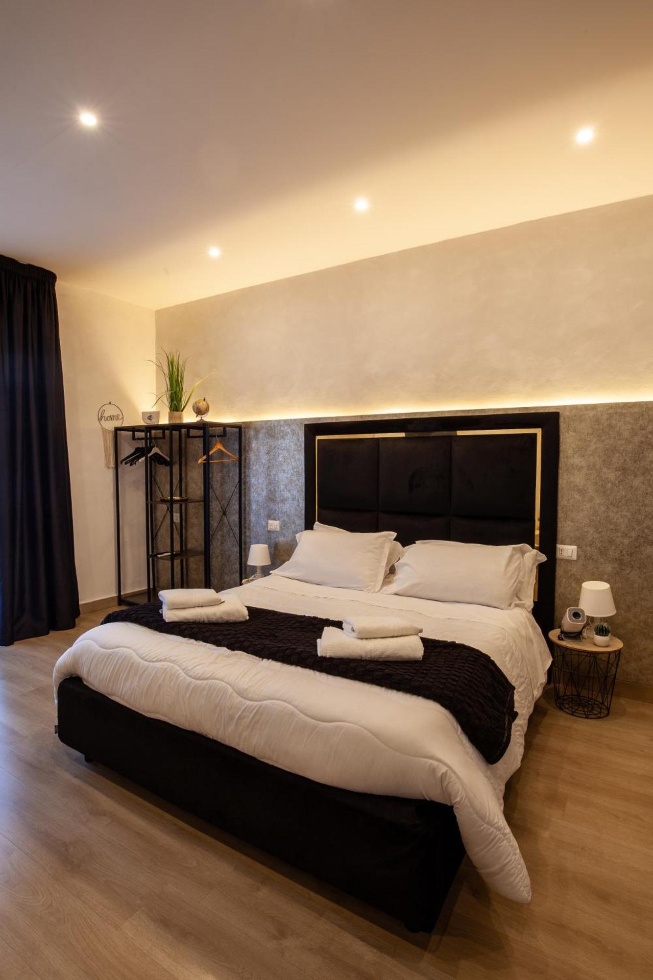 Hotel Easy Boarding Neapol Pokoj fotografie
